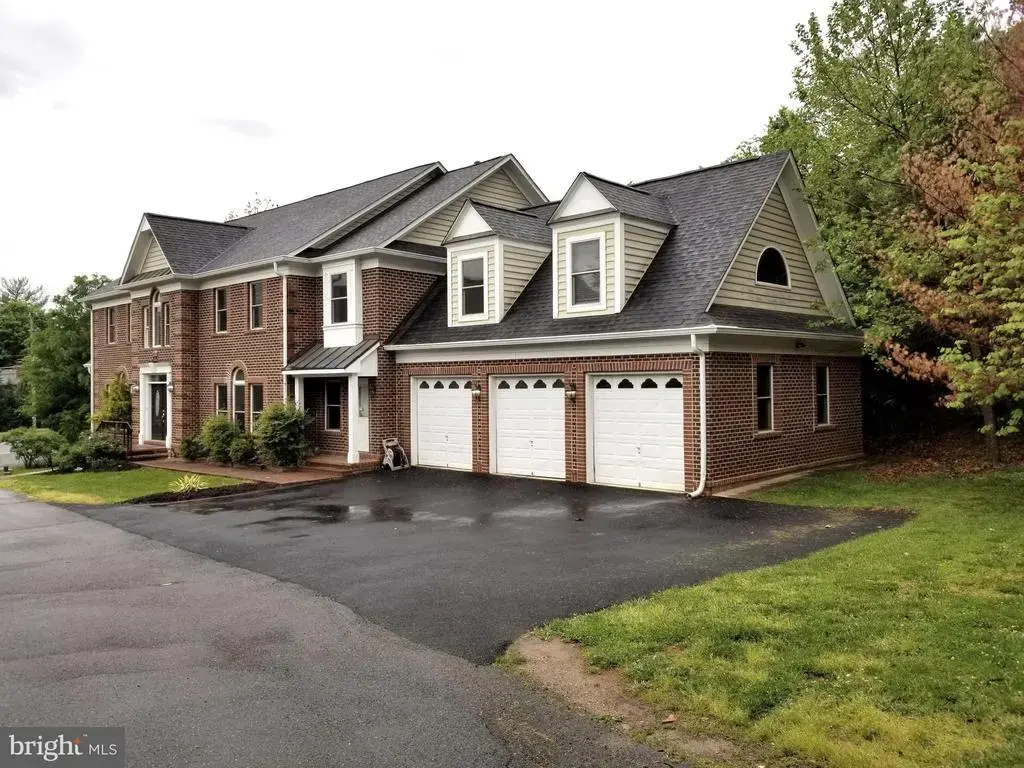 6440 Columbia Pike, ANNANDALE