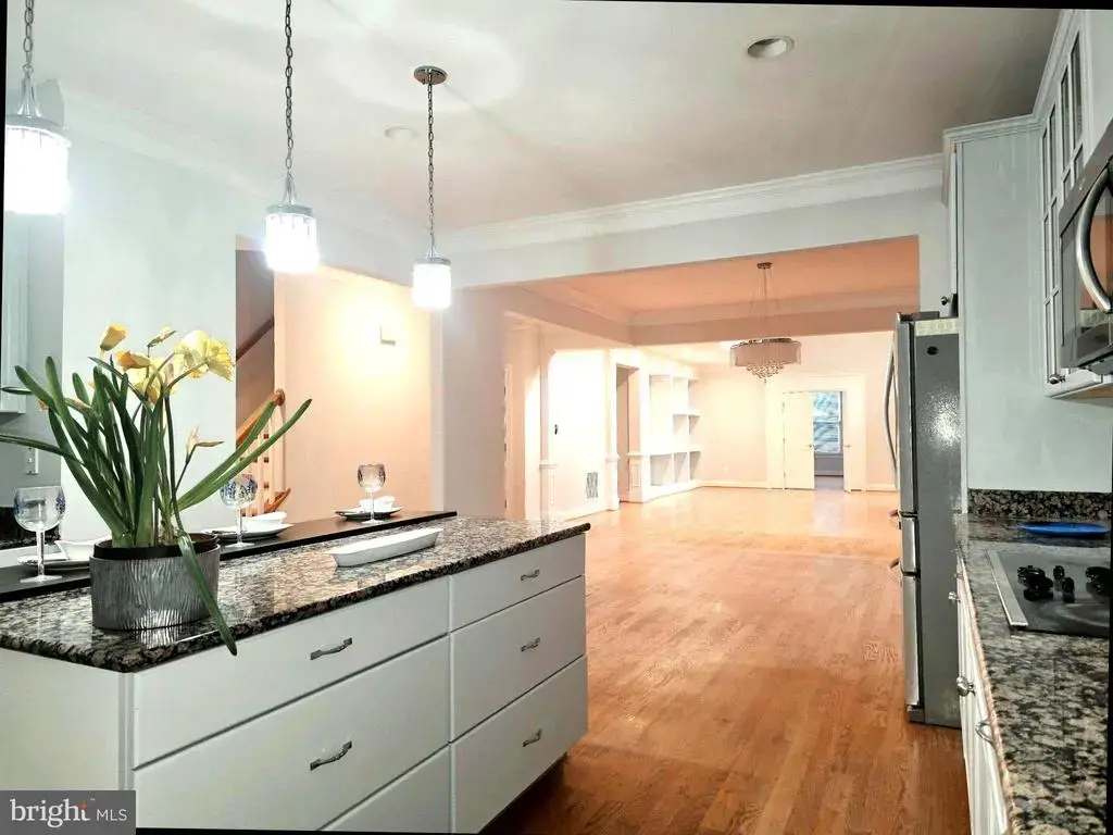 6440 Columbia Pike, ANNANDALE
