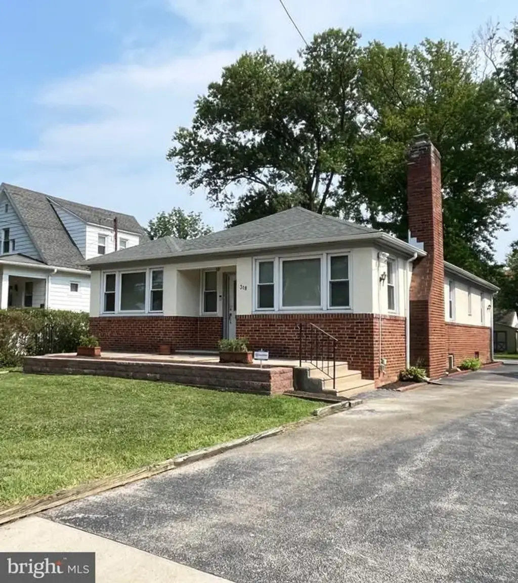 318 Providence Rd W, ALDAN