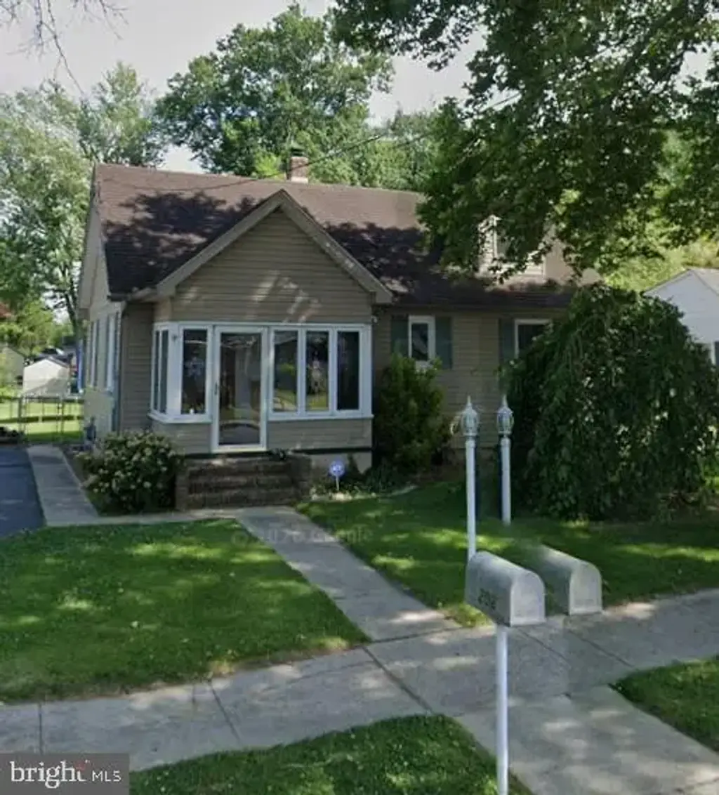 202 Chestnut St, SALEM