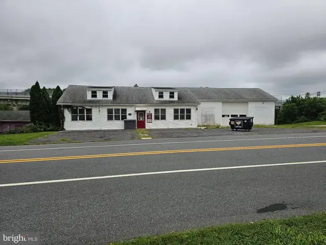 210 Broad St, Saint Georges