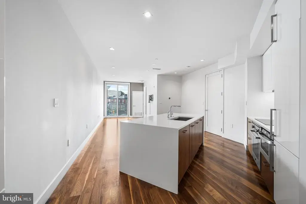 621-23 S 24th St #208, PHILADELPHIA