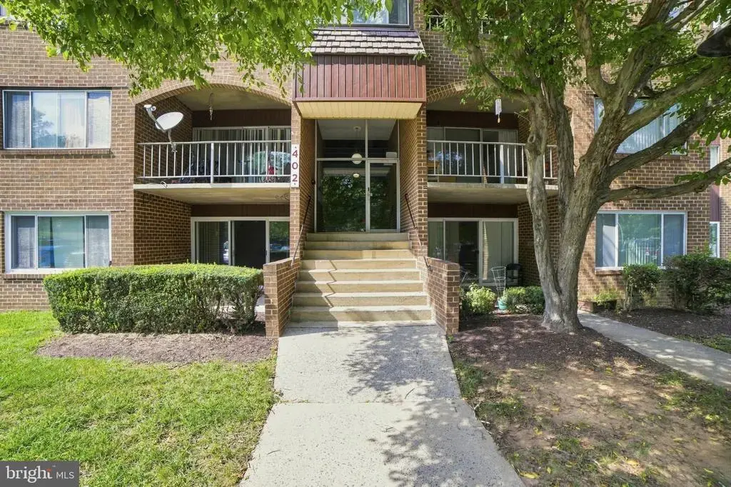 402 Girard St #9, GAITHERSBURG