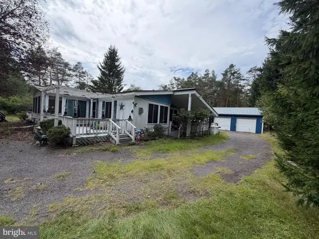 591 Old River Rd, Gouldsboro