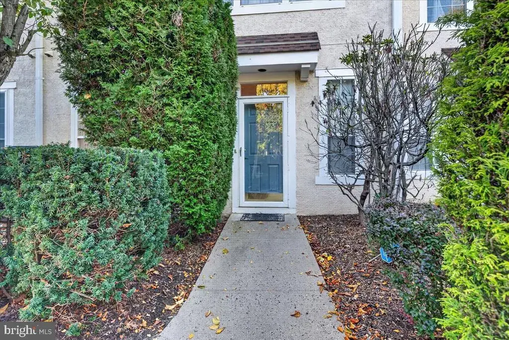 103 Ashford Dr, PLAINSBORO