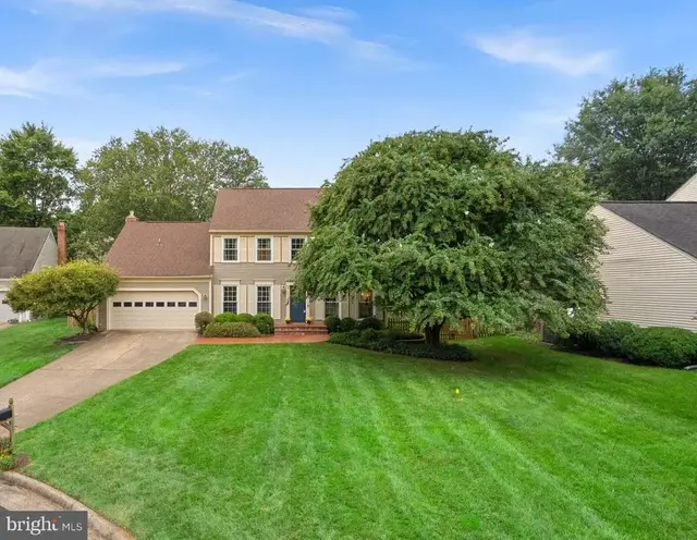 12 Teasdale Ct, Sterling