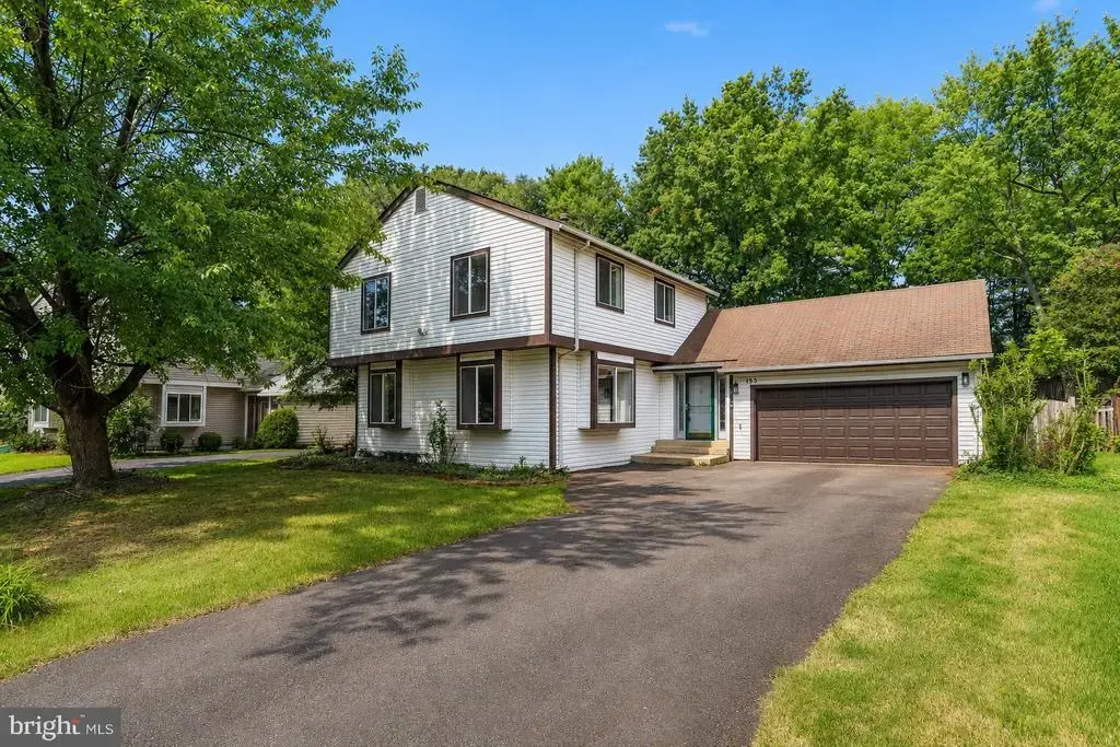133 Kale Ave, STERLING