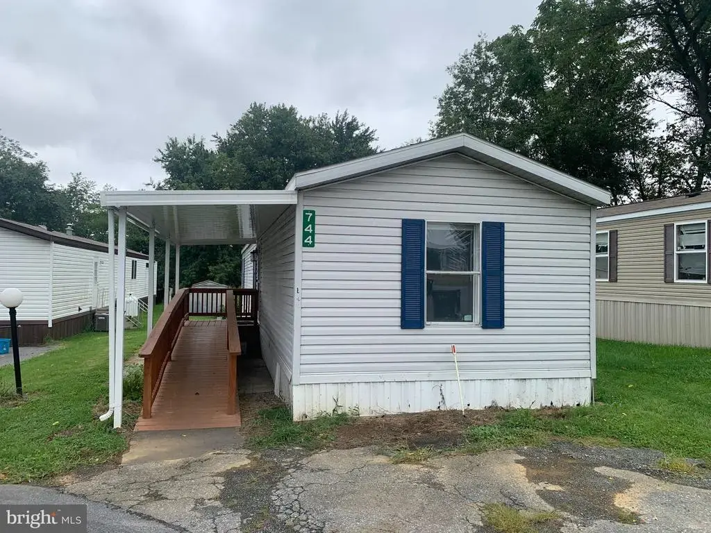 744 Palm City Park, ANNVILLE