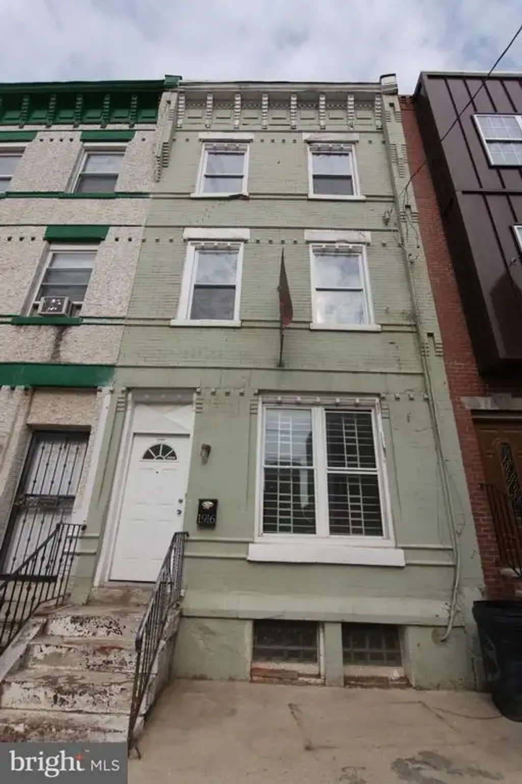 1916 N Gratz St, PHILADELPHIA