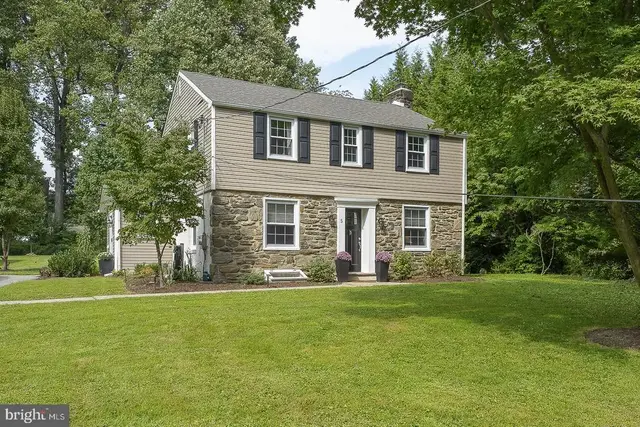 5 Waterville Rd, Wallingford