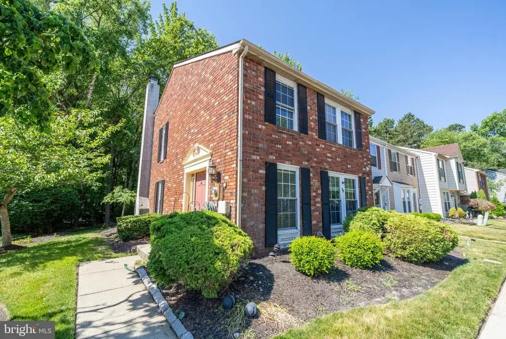 10 Forestview Ct, MARLTON