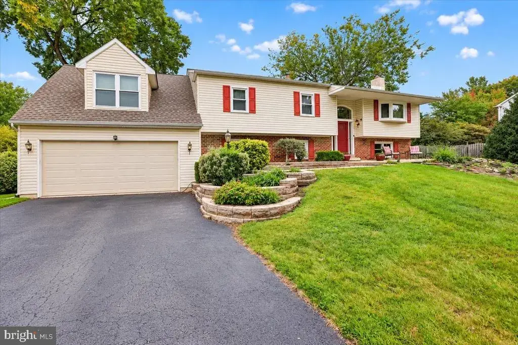 505 Faith Dr, NORRISTOWN