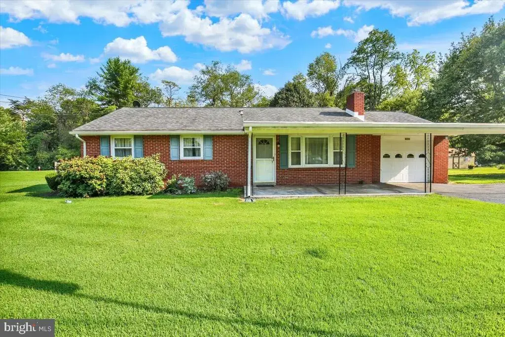 109 Cascades Ln, LEESPORT