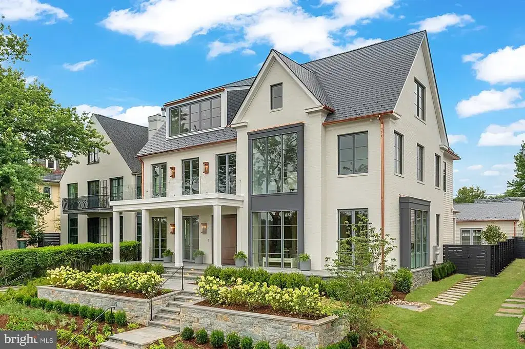 5427 Potomac Ave Nw, WASHINGTON