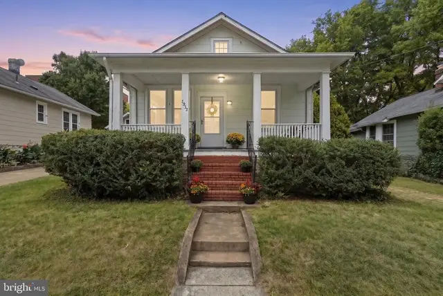 1932 N Cleveland St, Arlington