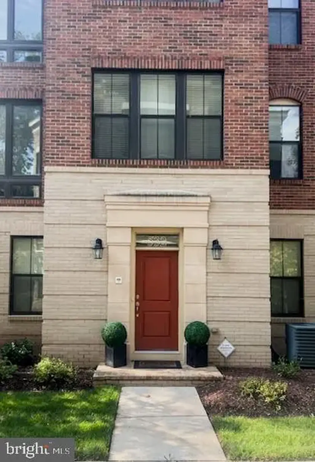 532 Harborview Dr., OXON HILL