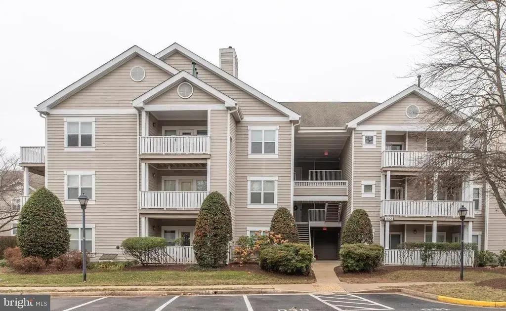 14301 Grape Holly Grv #14, CENTREVILLE