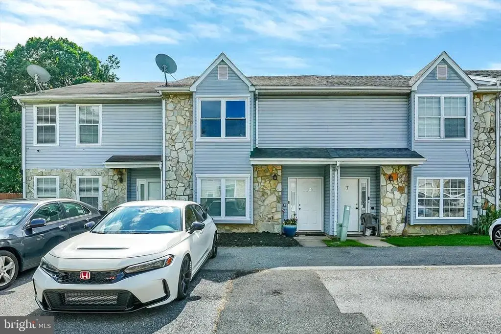 9 Von Steuben Ct, NEWARK