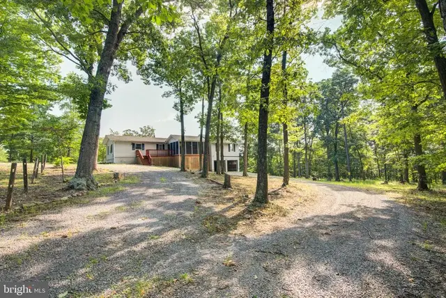 159 Aspen Trl Trl, Winchester