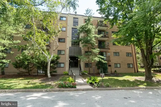 400 Glendale Rd #f30, Havertown