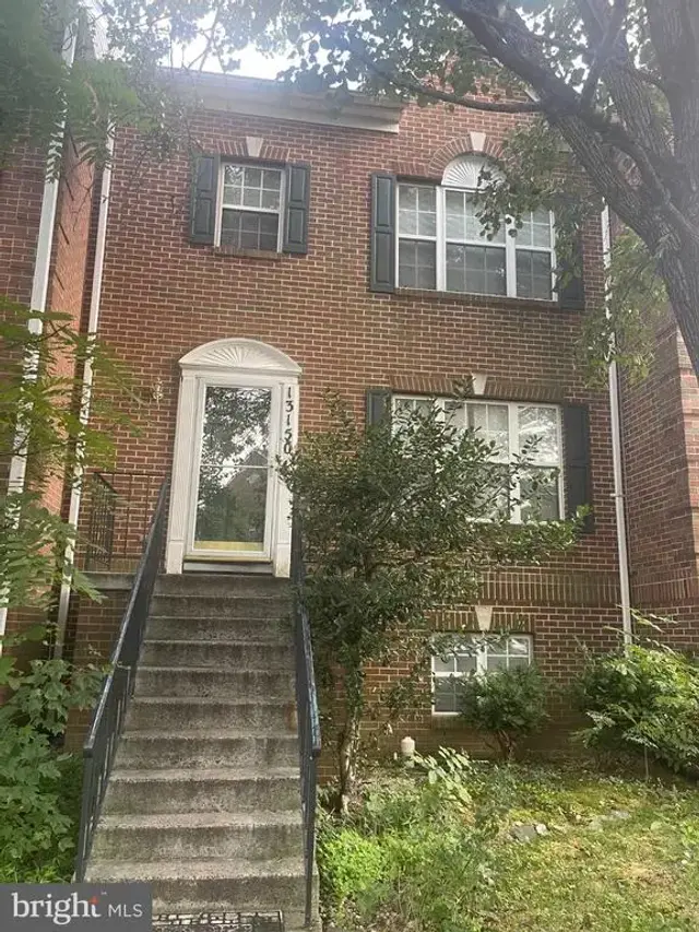 13150 Ashnut Ln, Herndon