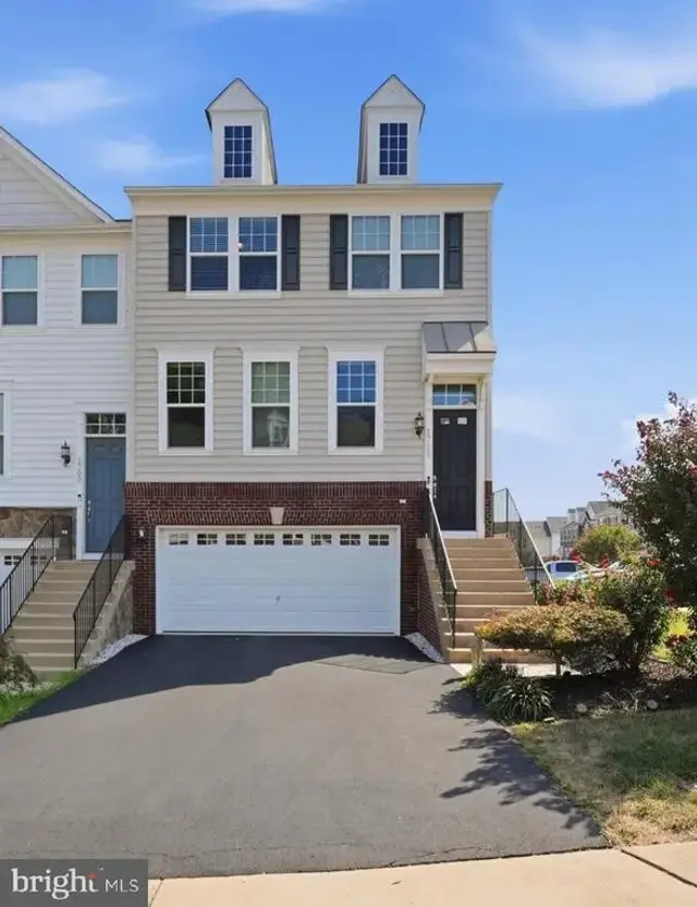1711 Granville Ct, Woodbridge