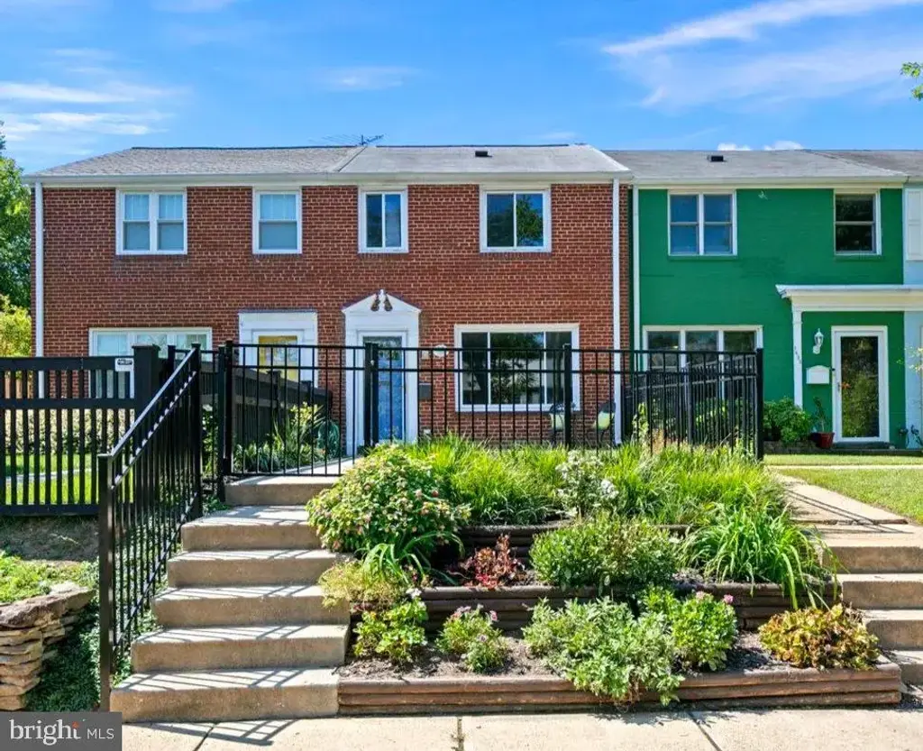 1420 Woodbine St, ALEXANDRIA