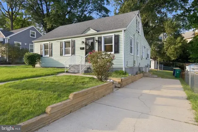 3606 Oliver St, Hyattsville