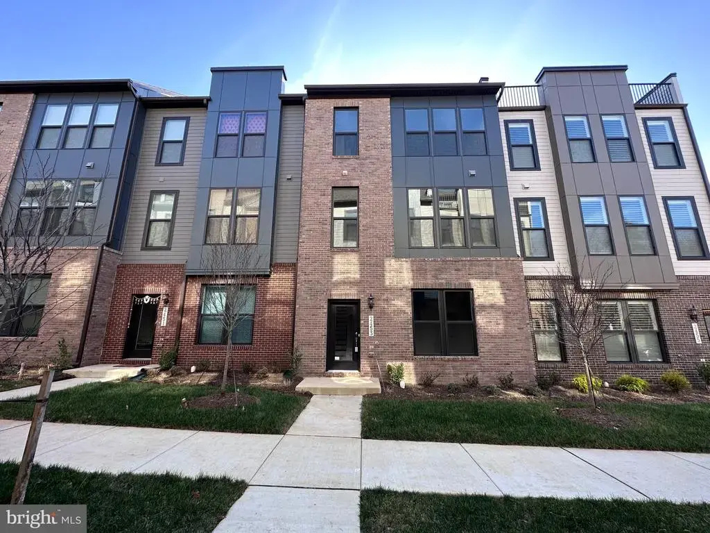 2453 Liberty Loop, HERNDON