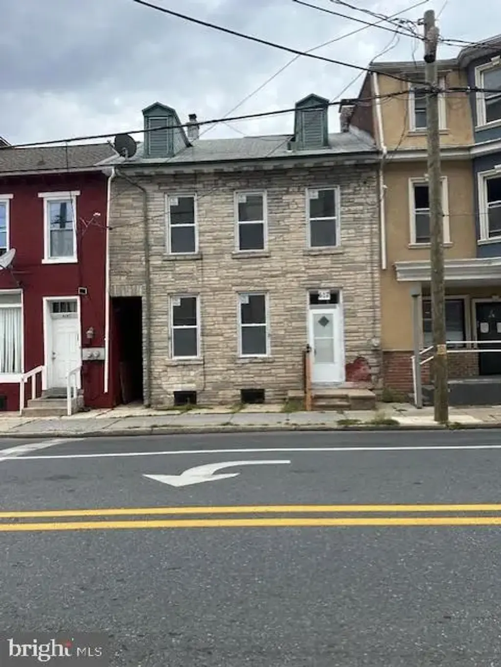 617 Lehman St, LEBANON