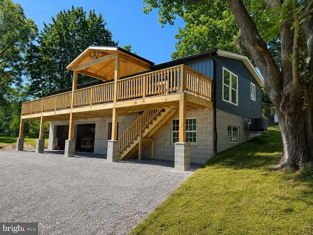 1175 Bollinger Rd, LITTLESTOWN