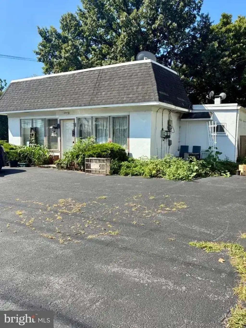 4040 Horseshoe Pike, HONEY BROOK
