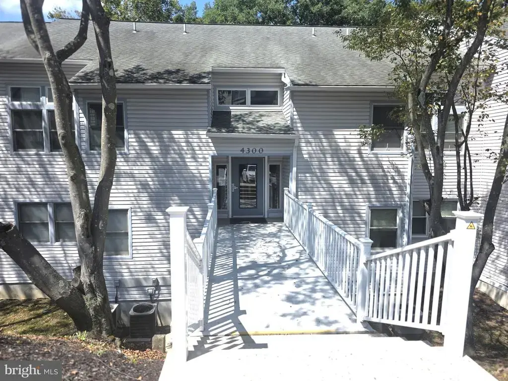 4303 Claremont Ct, WILMINGTON