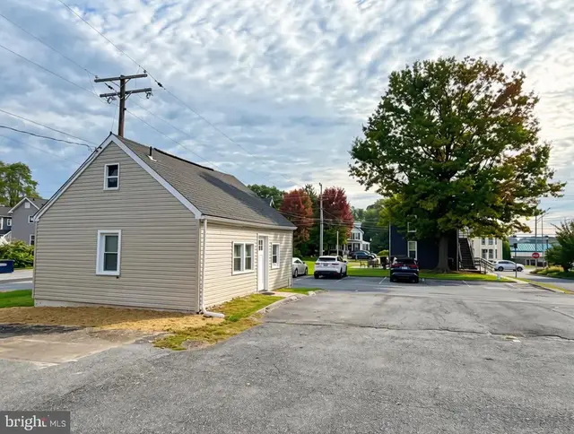 458 Main St, Reisterstown