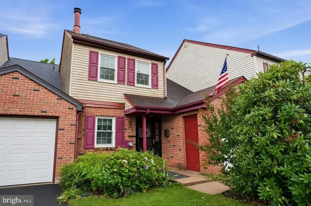 83 Andover Dr, LANGHORNE