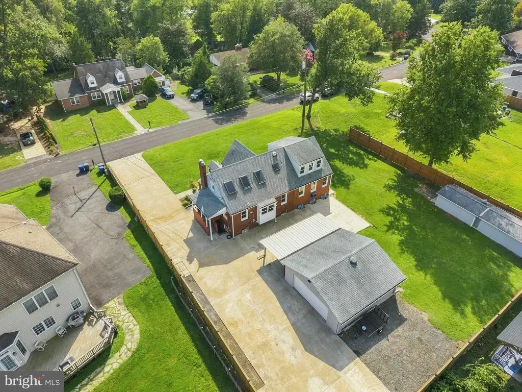 6334 Edgemoor Ln, ALEXANDRIA