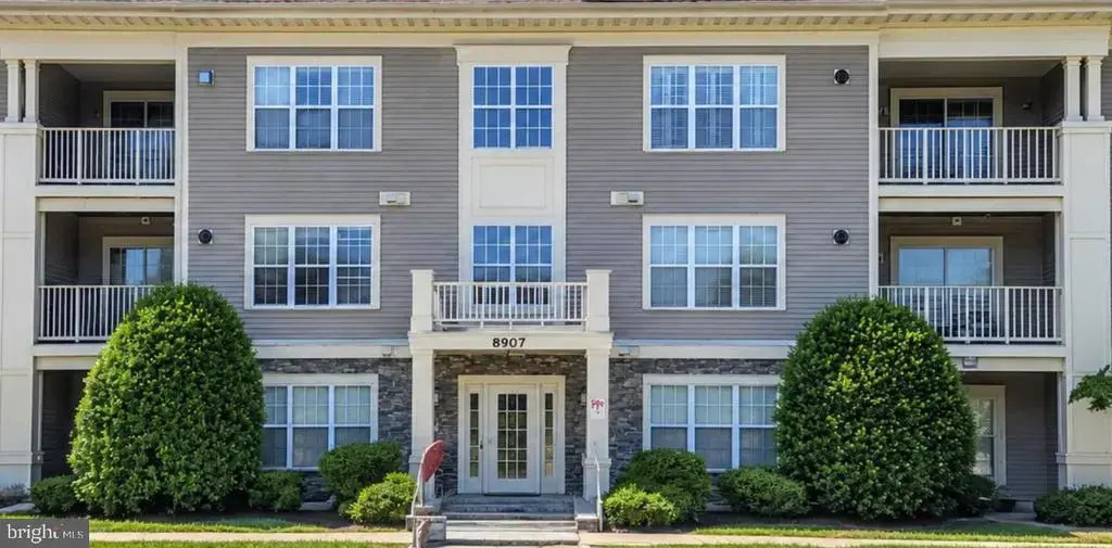 8907 Stone Creek Pl #301, BALTIMORE