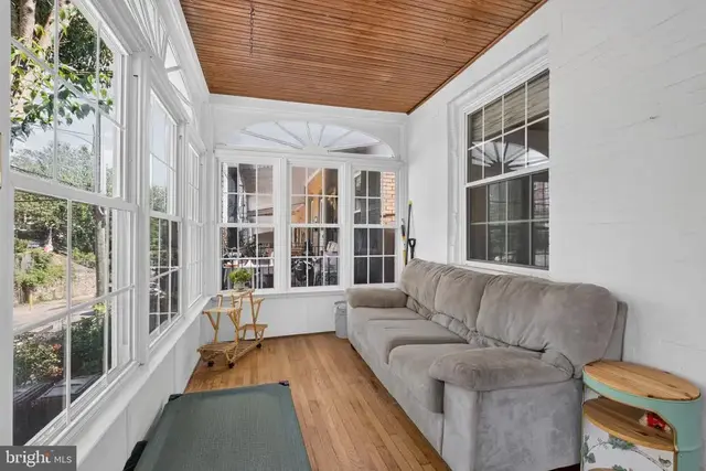 592 Martin St, Philadelphia