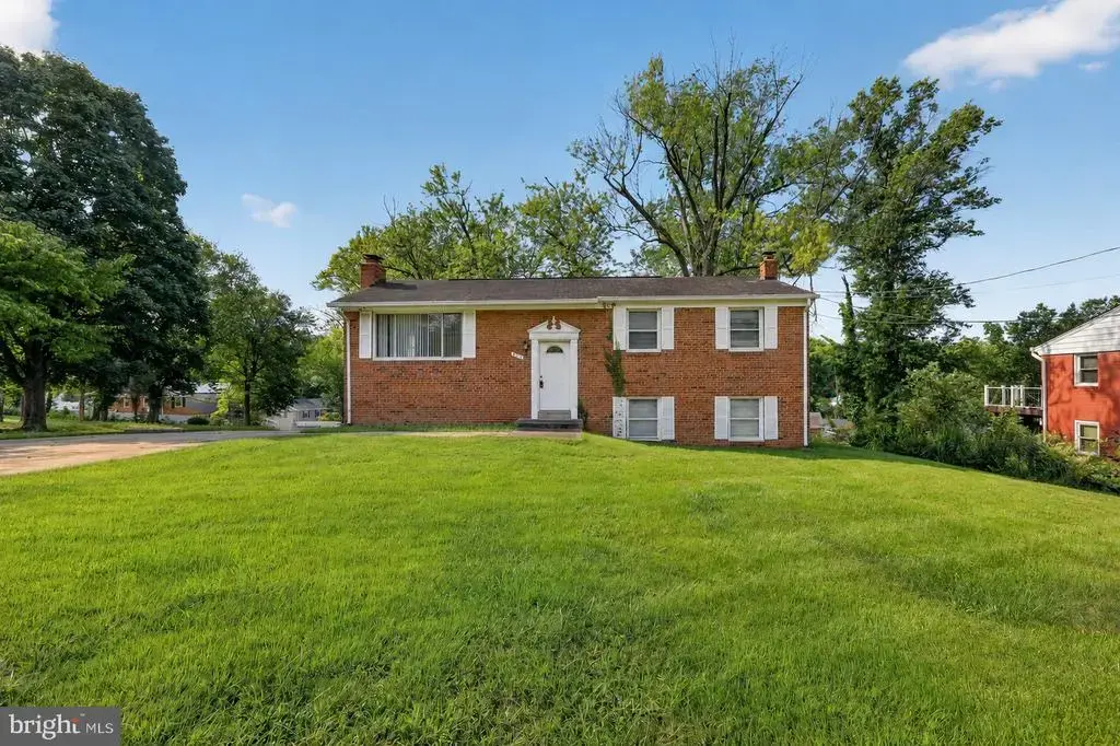 5711 Old Temple Hill Rd, TEMPLE HILLS