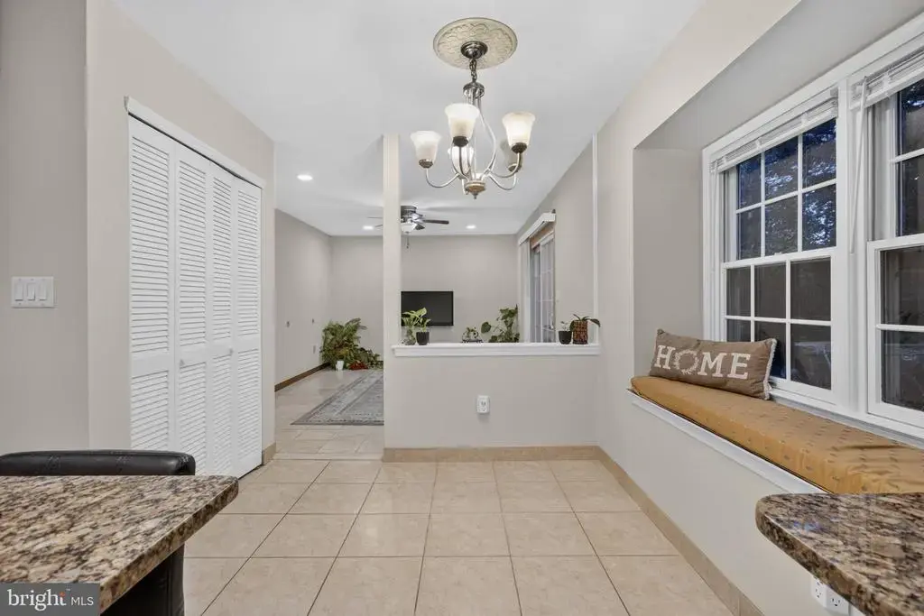 2 Dennison Pl, PLAINSBORO