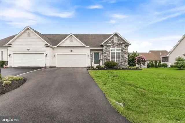17988 Constitution Cir, Hagerstown
