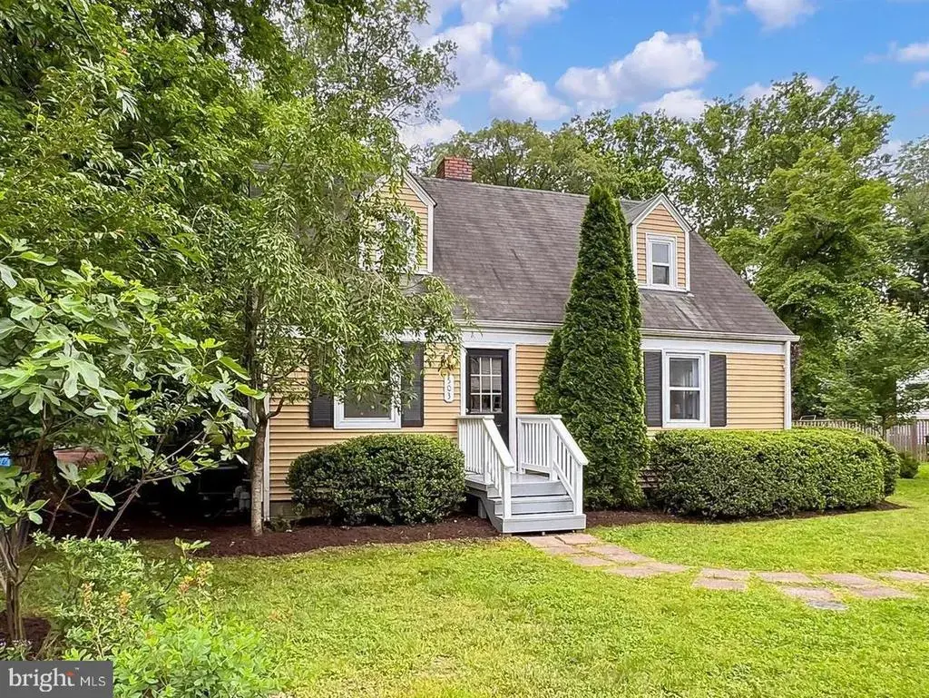503 Randolph St, FALLS CHURCH