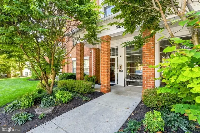 12105 Tullamore #402, Timonium
