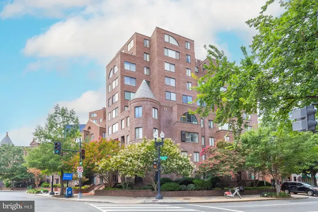 3 Washington Cir Nw #804, WASHINGTON
