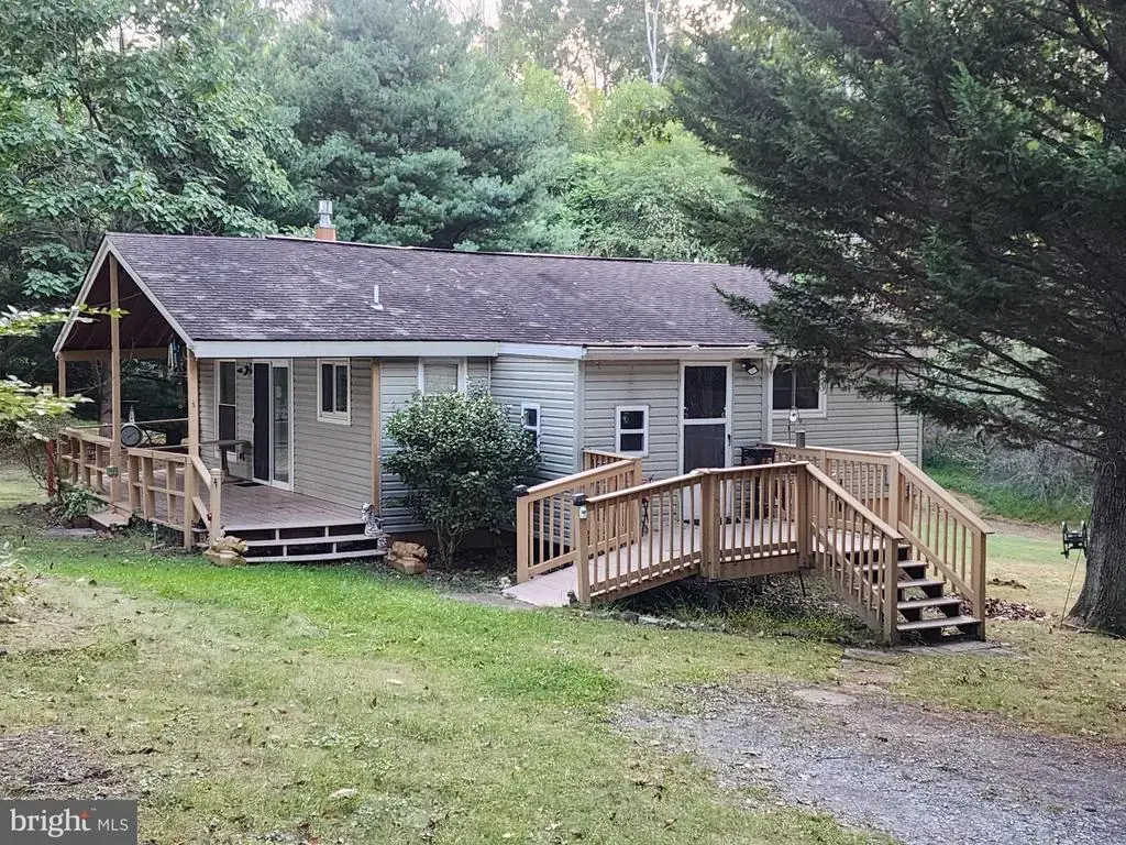 67 Redbud Ln, HEDGESVILLE