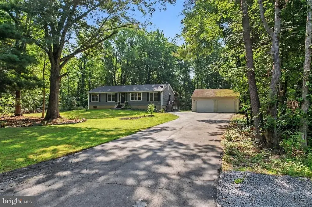7161 Rogues Rd, NOKESVILLE