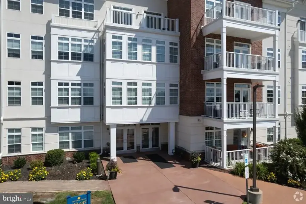 124 Gilpin Dr #a-205, WEST CHESTER