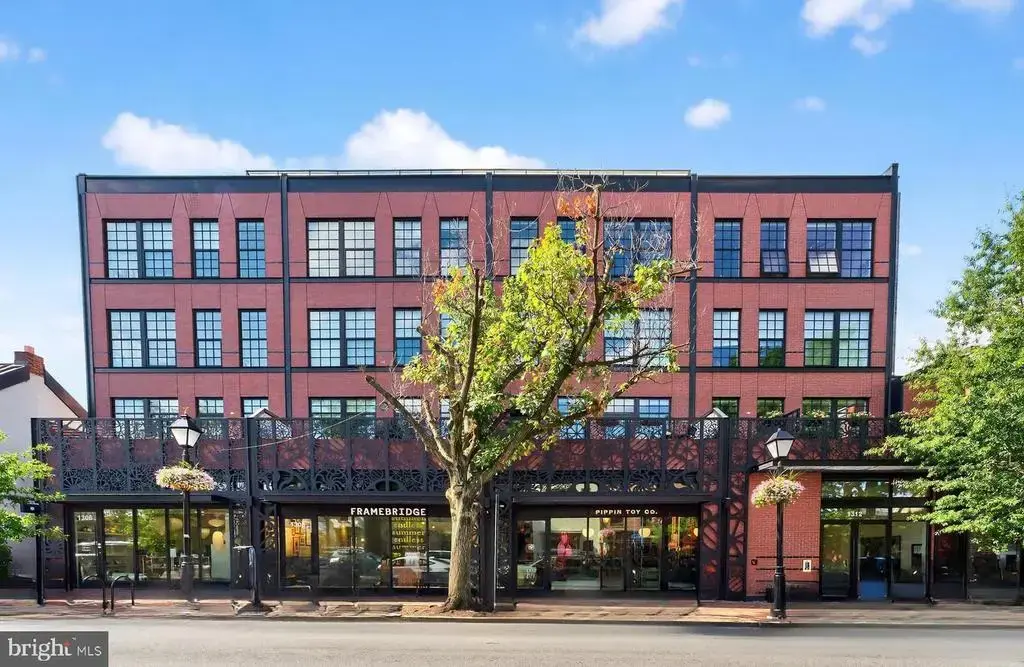 1312 King St #103, ALEXANDRIA