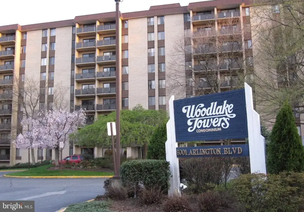 6001 Arlington Blvd #307, FALLS CHURCH