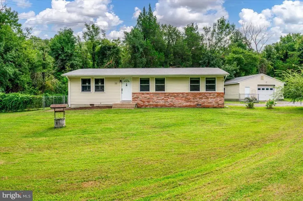 19 Robshire Manor Rd, HUNTINGTOWN